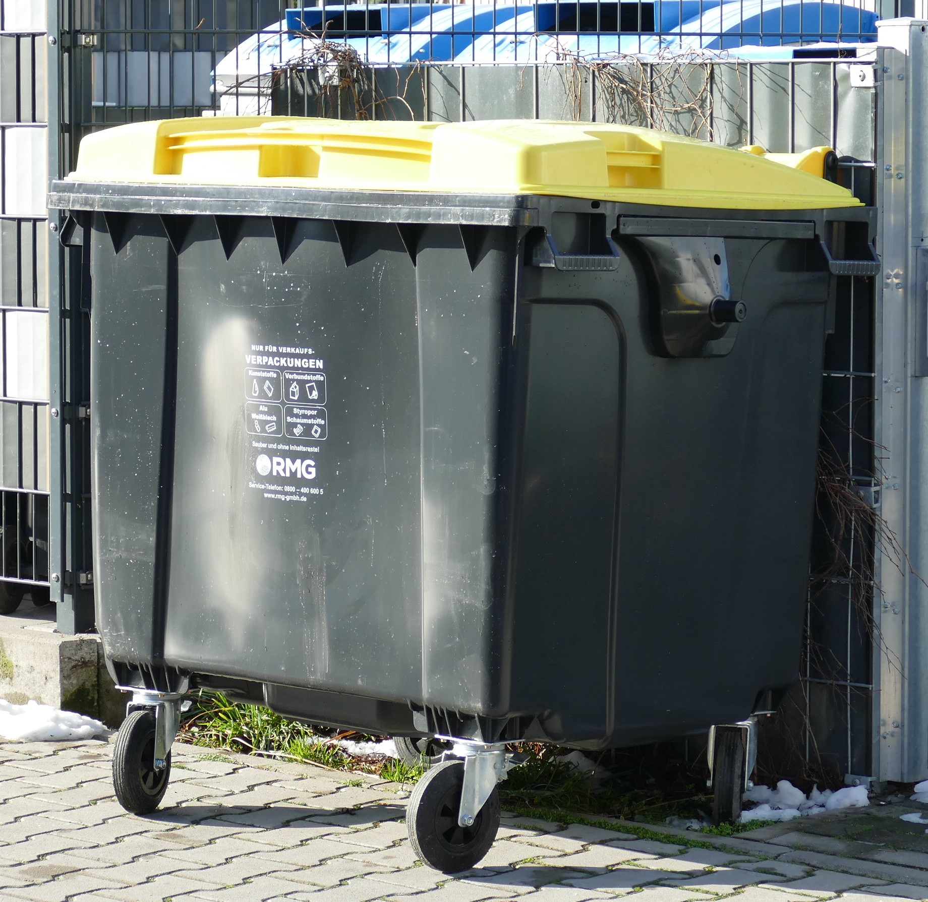RMG und RESO informieren: Austausch der 1.100 Liter-Container für die Abfuhr von Leichtverpackungen (Gelbe Säcke)